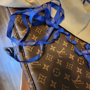 Genuine Louis Vuitton  medium bag